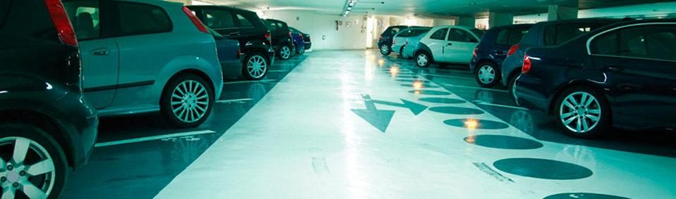 Limpiezas a fondo de garajes y naves industriales. Limpiezas a fondo de garajes y naves industriales.